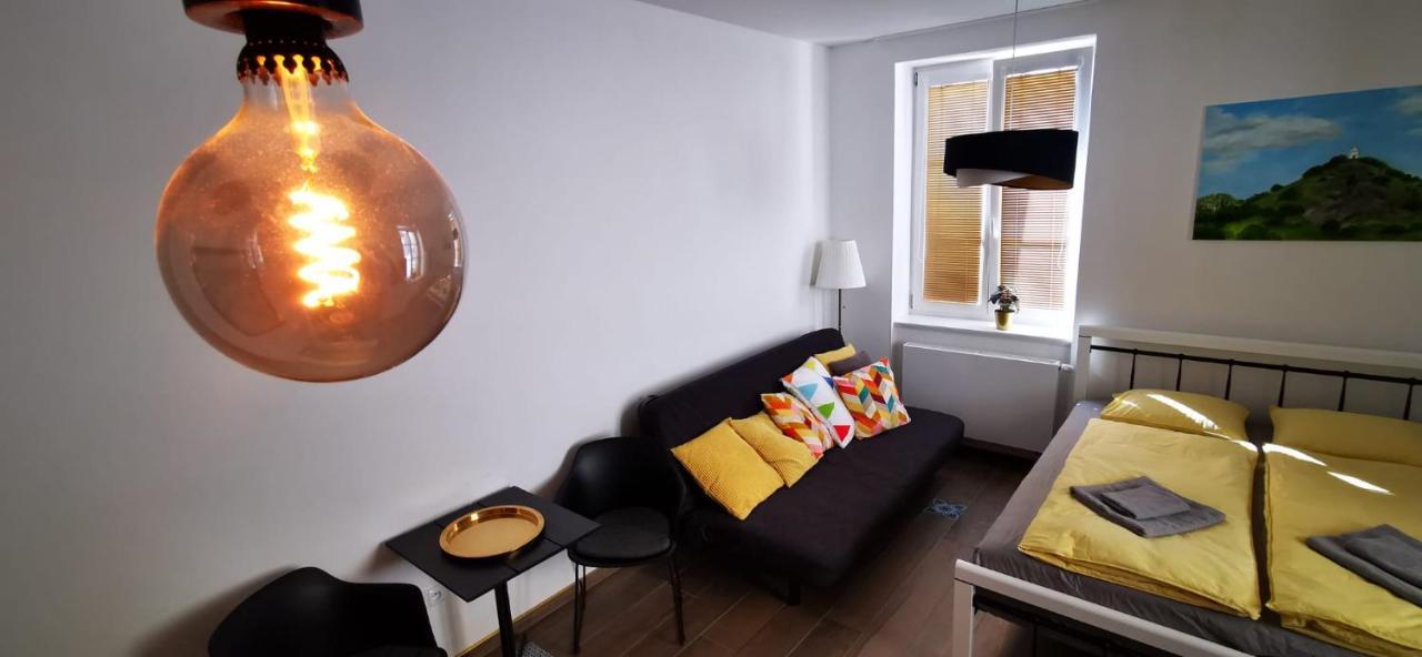Apartman Augustin Jičín Extérieur photo